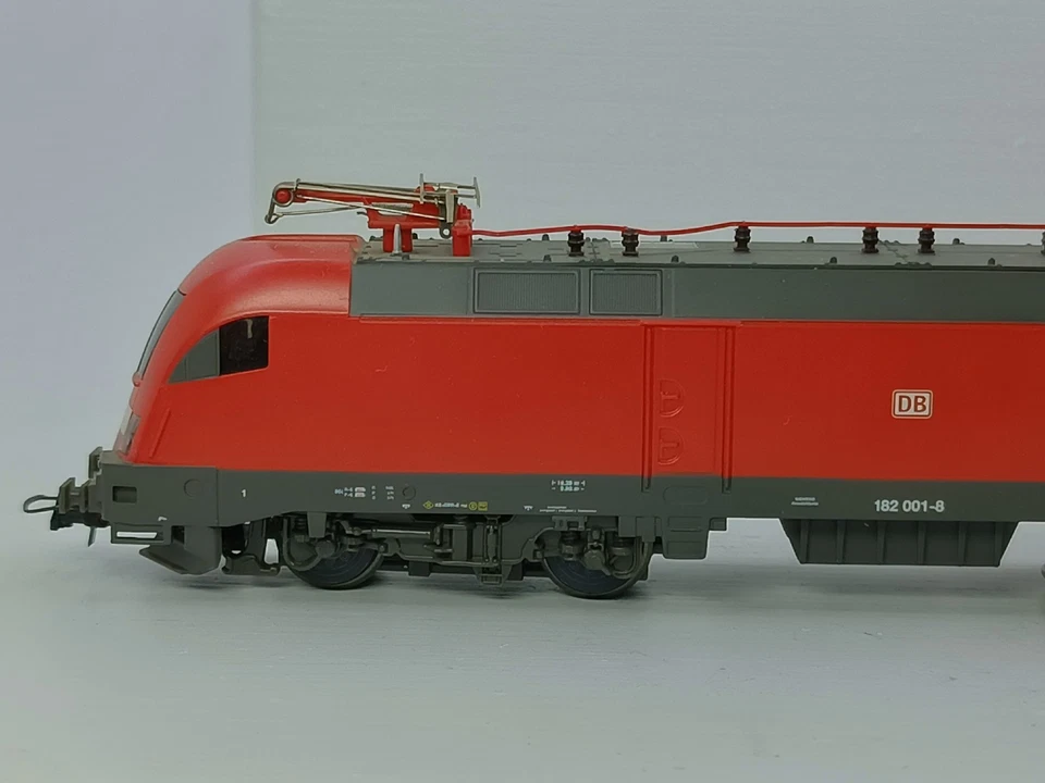 Piko - H0 E-Lok BR 182 001-8 der DB in rot - Digitales Licht - mit Mittelleiter - Bild 2 von 4