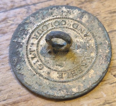 Diskant vergoldeter Knopf 1810 bis 1840 Metallfund