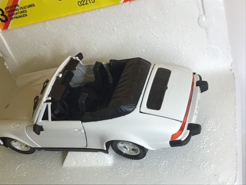 POLISTIL 1:25 02215 WHITE PORSCHE 911 CABRIOLET - Picture 19 of 23