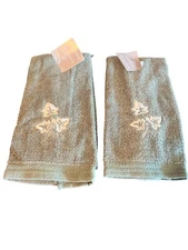 vinatage Set Of 2 Kitchenworks 100% Cotton Hand Towels With Floral Embroidery