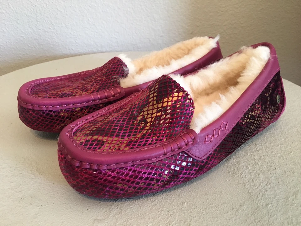 UGG Australia ANSLEY экзотический бархат овчины одинокие сердца тапочки розовый США 5 - Изображение 4 из 4