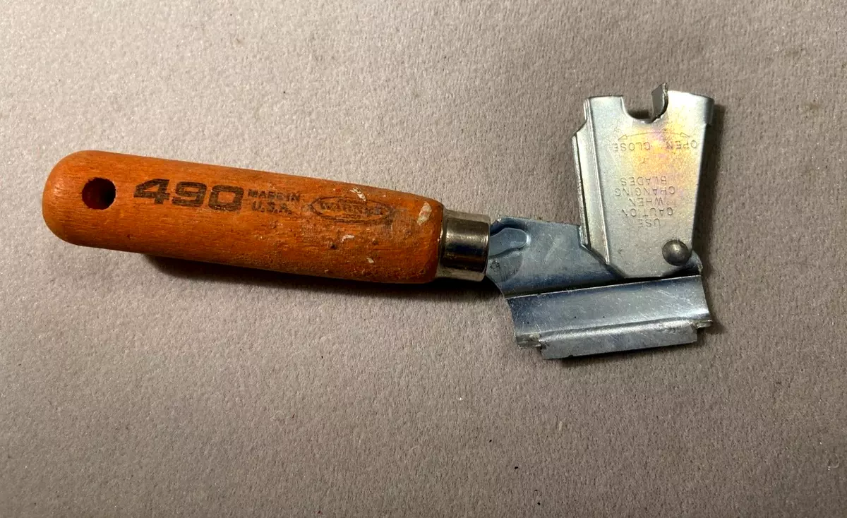 Razor 2024 blade holder