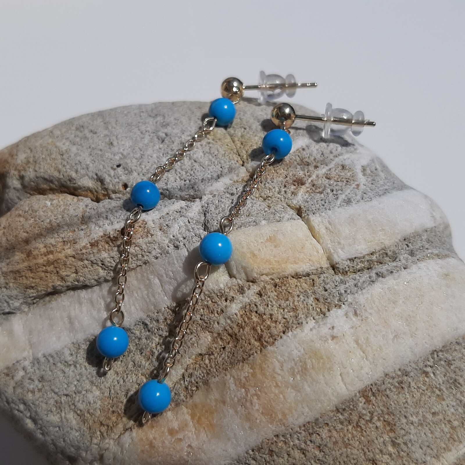 Turquoise clous d'oreilles plaqué or 14k, cadeau d'anniversaire idéal