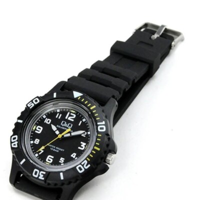 CITIZEN Q&Q Solar Divers Style Watch 001VK lack 100m 10ATM JDM Model