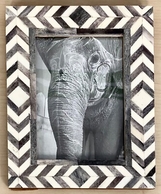 Bone Inlay Ivory & Grey Chevron Mosaic 5 x 7 Photo Frame