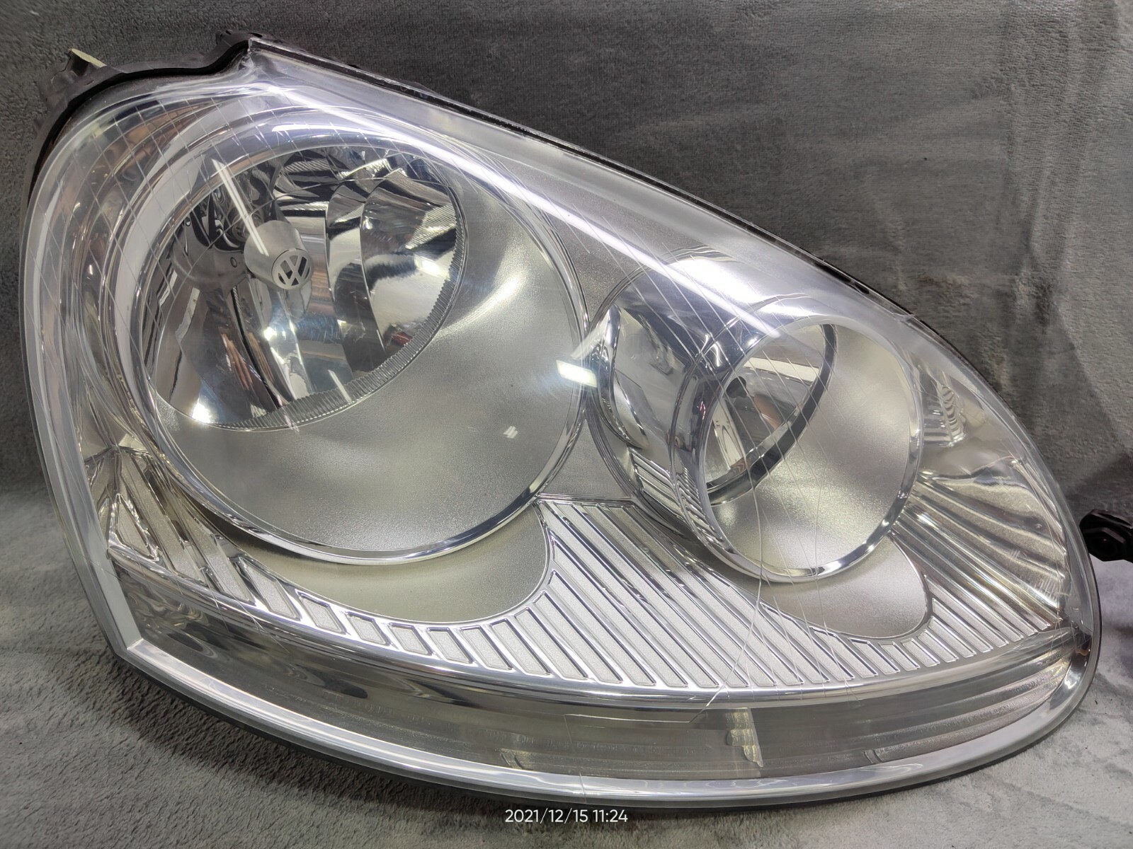 VOLKSWAGEN VW GOLF RABBIT MK5 FRONT HEADLIGHTS HEAD LAMPS LIGHTS 1 PAIR ...