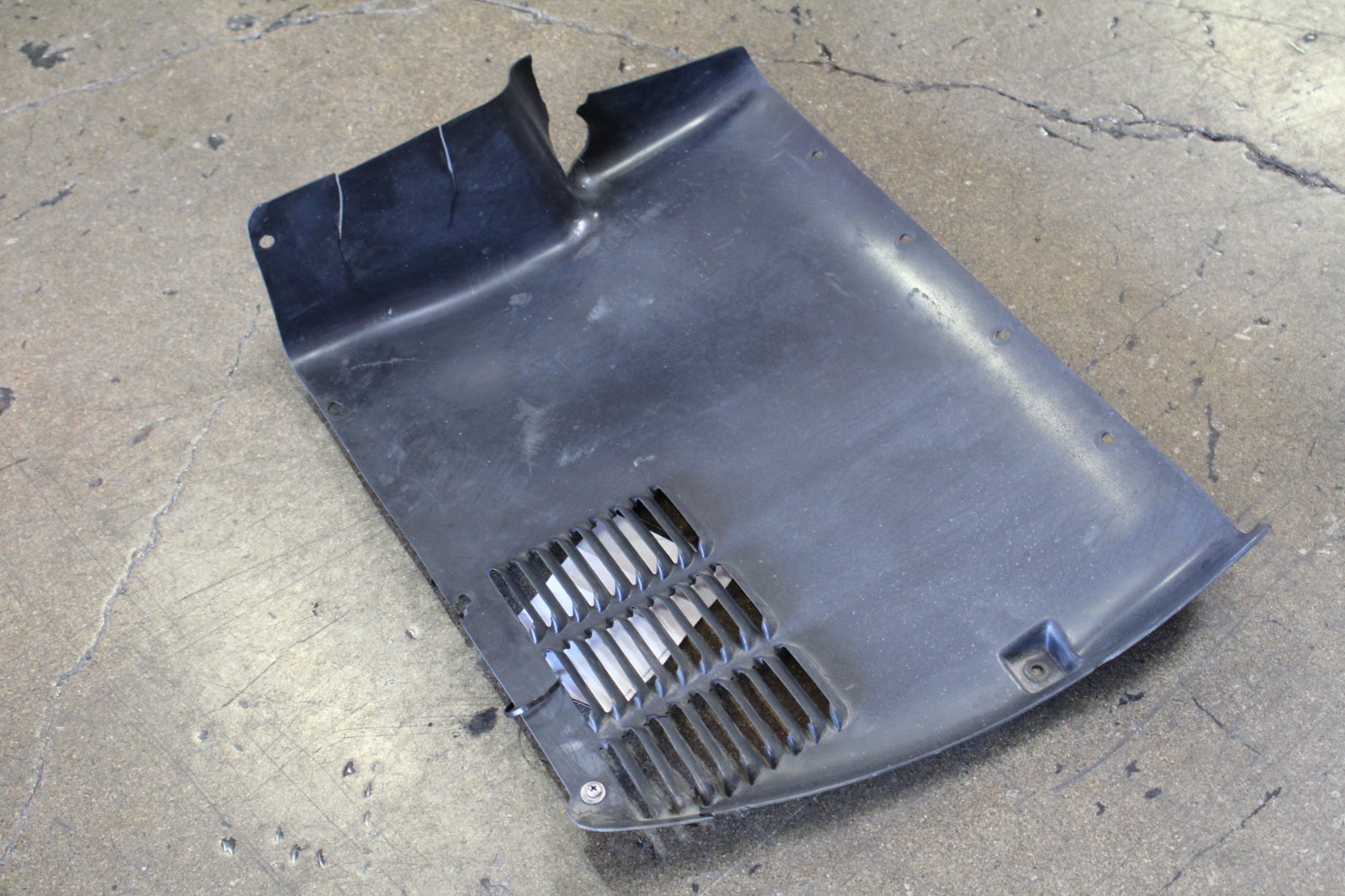 Lamborghini Murcielago, RH, Rear Front Section Fender Liner, Used, 410810172A