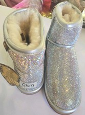  Sutton Ugg Australia Rhinestone Crystal Iridescent Boots 9 Sheepskin Shearling 