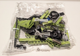 LEGO 42027 Desert Racer + Bonus 8648 Buzz Saw (Brand New In Damaged Box)