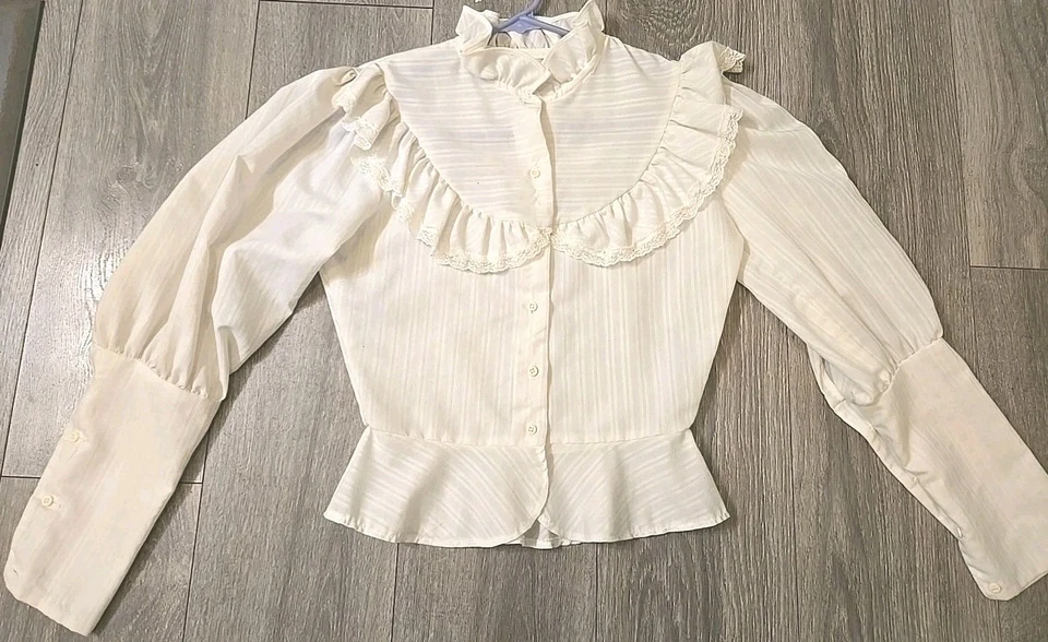 Blusa Cottagecore Vintage Años 70 Blanco Volantes Encaje Cuello Alto Peplum Top S-M RARA Foto 2 de 4