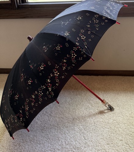 WOW Vintage Umbrella Black/ Red Wood Handle Carved Lucite Handle Oriental Floral
