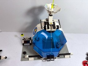 LEGO Space:  Exploriens: Android Base 6958 (1996) + Alien Fossilizer 6854