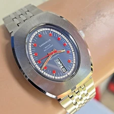 Vintage BULOVA CARAVELLE men's automatic watch day/date Two-tone dial swiss 1972