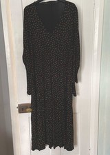 Women’s Dress Size 24 Maxi Long Sleeves Floral Print Supersoft BNWOT 