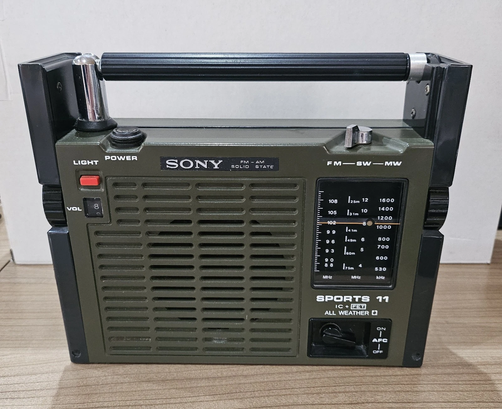 Sony ICF - 111B Sports 11 Allwetter Radio -Vintage- - Bild 1 von 5