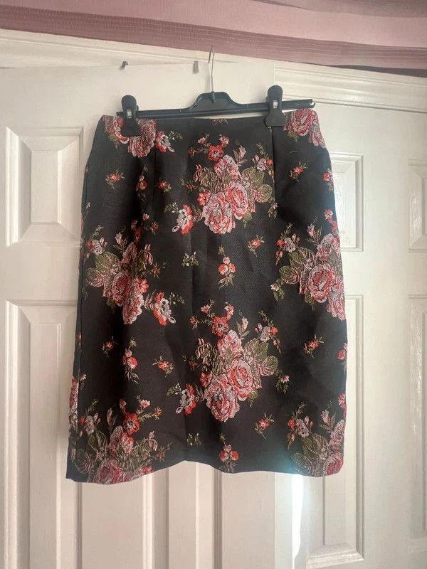 Vintage 1990s Pencil skirt Asian-inspired floral embroidery - Image 4 of 4