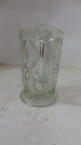 vintage EAPG diamond point medium size clear jug 365nm UV yellow / green glow - Bild 6 von 8