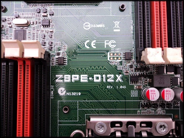 ASUS Z8PE-D12X Server Motherboard LGA1366 Intel 5520 Chipset DDR3 ECC with I/O - Image 2 of 4