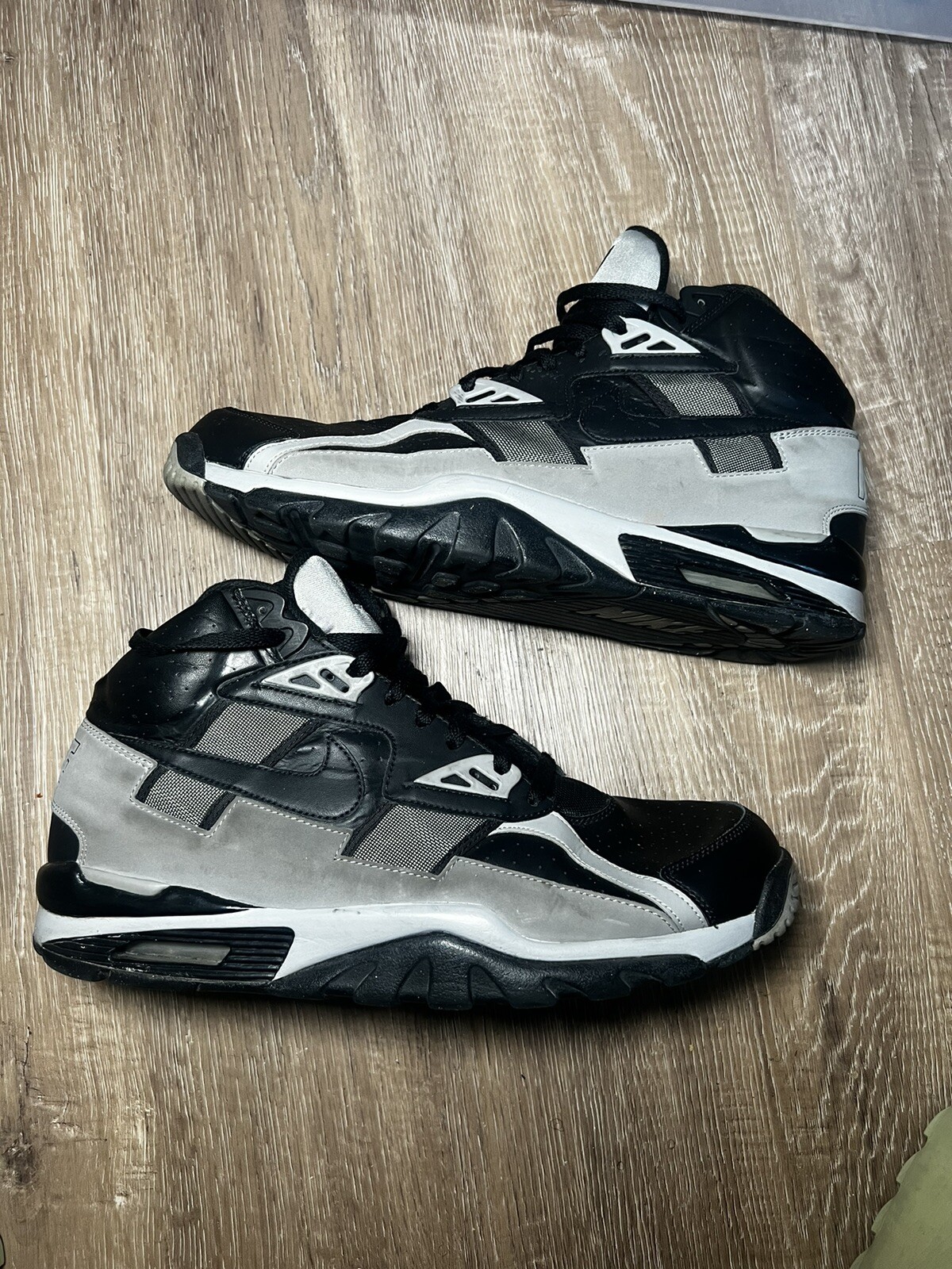 bo jackson shoes black and grey