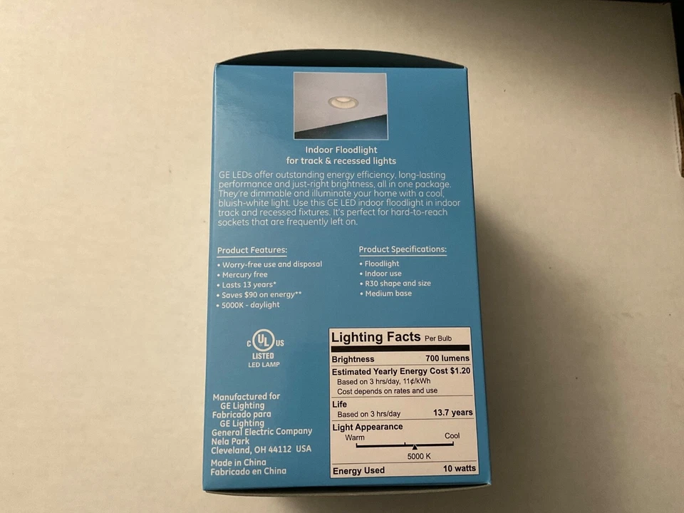 GE 40946 10W BR30 DAYLIGHT E26 LED Reflector Dimmable Light Bulb - Image 3 of 4