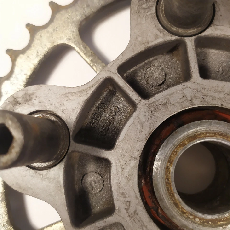 KTM 950 SM SUPERMOTO LC8 2008 R RUEDA TRASERA PIÑÓN BUJE RUEDA 61010050100 k Foto 4 de 4