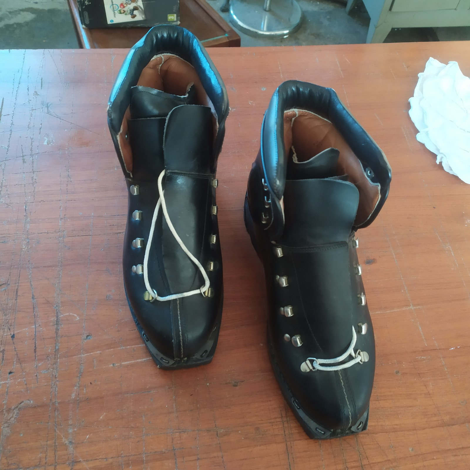 KEEN Scarponi da Neve x pista Sci Fondo Vintage Garmisch Suola VIBRAM Rocciablock 40