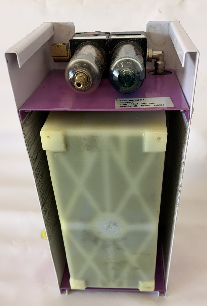 Hytec SPX # 100191 Model F Pneumatic Air Hydraulic Pump – 1500 PSI / 105 BAR