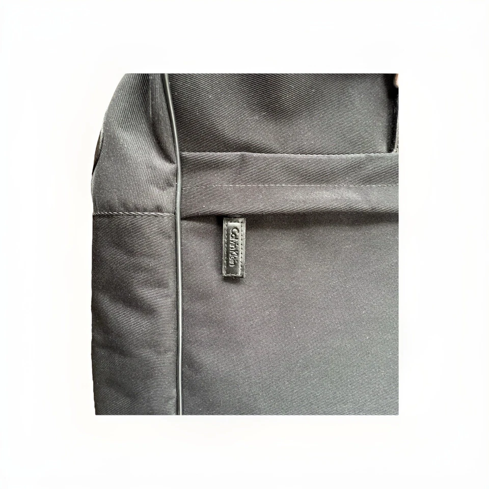 Bolso de viaje de fin de semana Calvin Klein - negro Foto 3 de 4