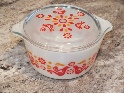 Vintage Pyrex Friendship Pattern Casserole 1 quart 473 Very Strong Colors  w/lid