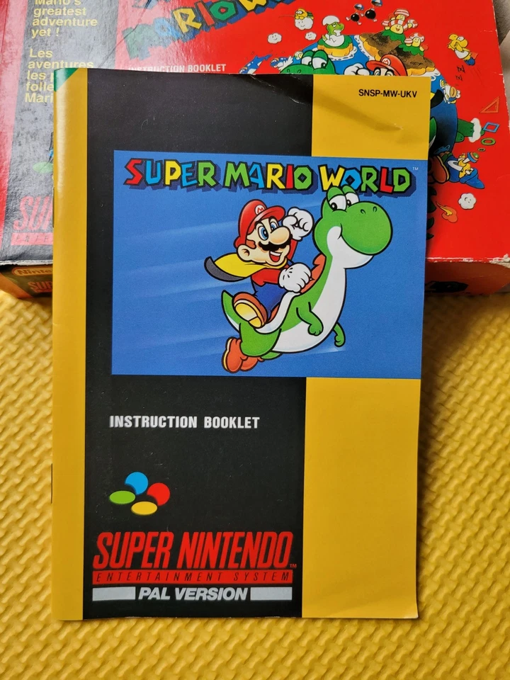 Super Mario World SNES Nintendo Red Box Variant Complete PAL UK VGC  - Image 4 of 4