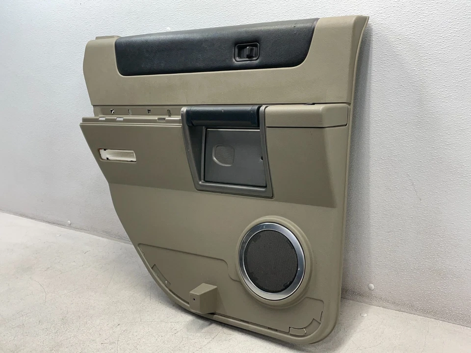 Panel de cubierta de puerta interior del conductor trasero izquierdo Hummer H2 2003-2007 beige 1630 OEM Foto 2 de 4
