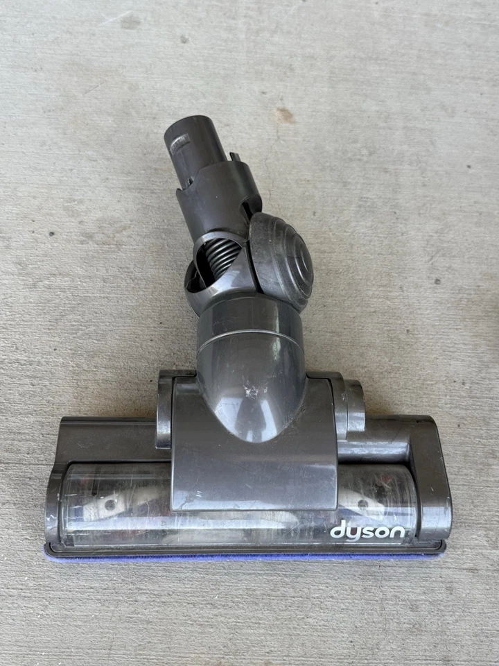 Dyson DC44 Animal Bagless Cordless Stick Hand-held Vacuum - Image 3 of 4