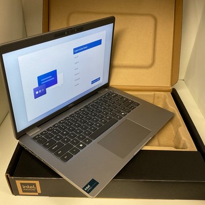 Dell precision 3490 workstation Laptop Core Ultra 7  1 TB 64GB Nvidia RTX 500