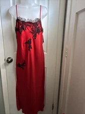 Natori Red Slip Dress With Black Floral Lace Christmas Long Shiny Satin NWT XS
