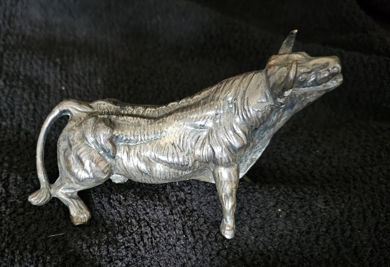 Vintage Mid-Century Cast Metal Charging Bull Figurine - Heavy 1 lb, Silver-Toned