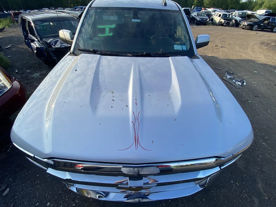 Used Hood fits: 2017 Chevrolet Silverado 1500 pickup Grade C Foto 4 de 4