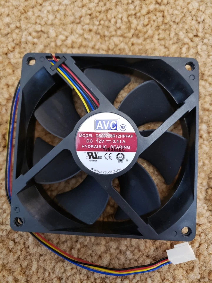 AVC 92MM Case Fan with 3 Pin Plug Hydraulic Bearing Brand New - Image 2 of 2