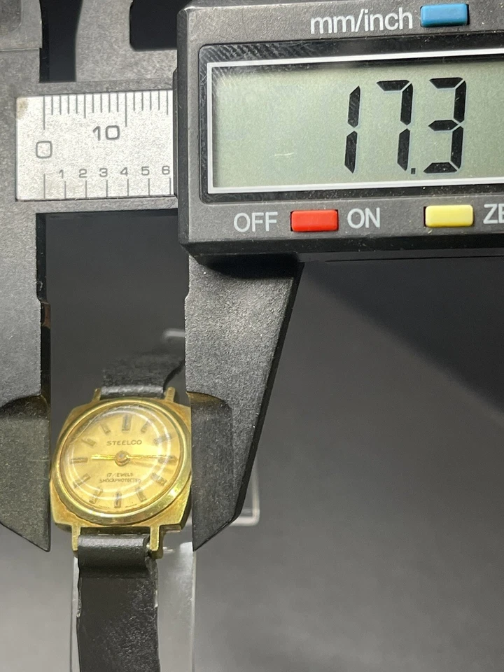 Reloj de cuerda STEELCO para mujer tono dorado 17 joyas protegido contra golpes funcionando vintage Foto 4 de 4