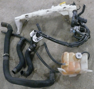 Kühlwasserschläuche Ausgleichbehälter Wischwasserbehälter Dodge Nitro 2,8 CRD