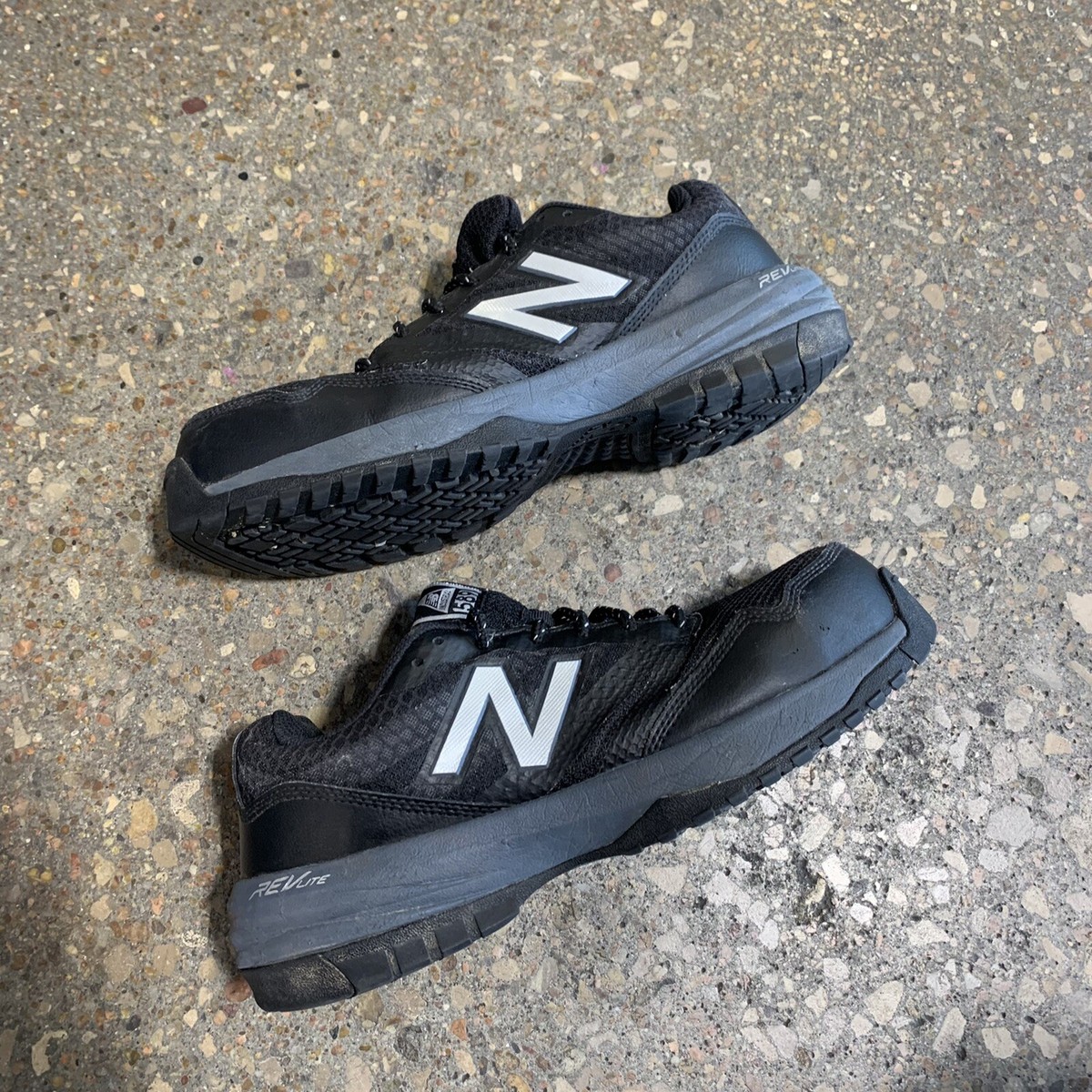 New Balance Men's Composite Toe 589 V1 Industrial Shoe Size 9 Wide