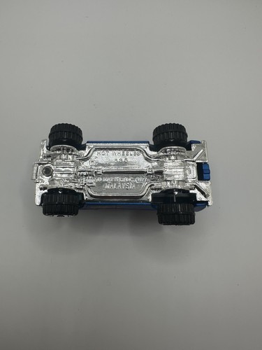 2009 Hot Wheels #119 Heat Fleet Series #3/10 Baja Breaker Metalflake Satin Blue - Picture 6 of 6