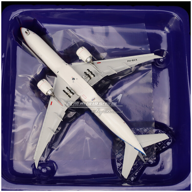 1:400 GeminiJets KLM BOEING B777-300ER Airplane Diecast Plane