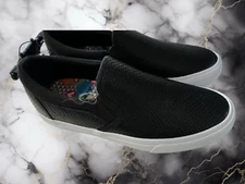 Airwalk- Landing Bolts Black/White Sole Size 10 Women’s  Shoe.NWT Slip on