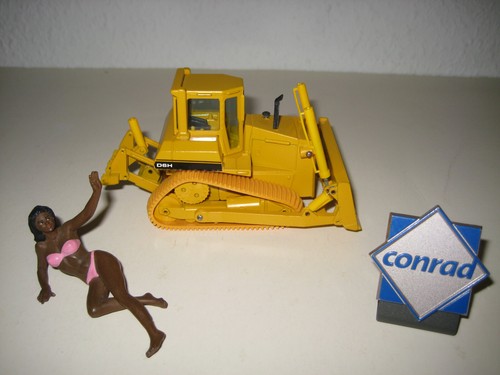 CATERPILLAR D 6 H PLANIERRAUPE PYRAMID STRIPES LOGO #2851.16a CONRAD 1:50 RAR - Picture 2 of 4