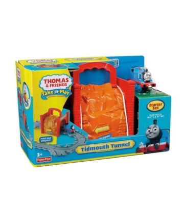 Thomas Train&Friends Take-n-Play Tidmouth Tunnel Poseable Fold-out Set NEW 2010 