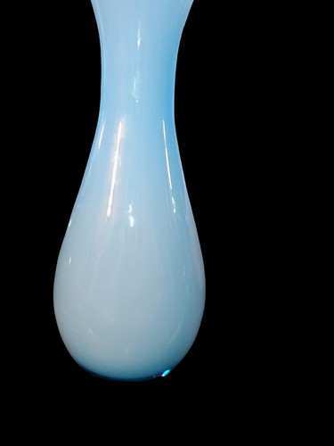 Tall Mid-Century Vintage Art Glass Vase Sommerso Design Blue and White 14”T - Picture 4 of 5