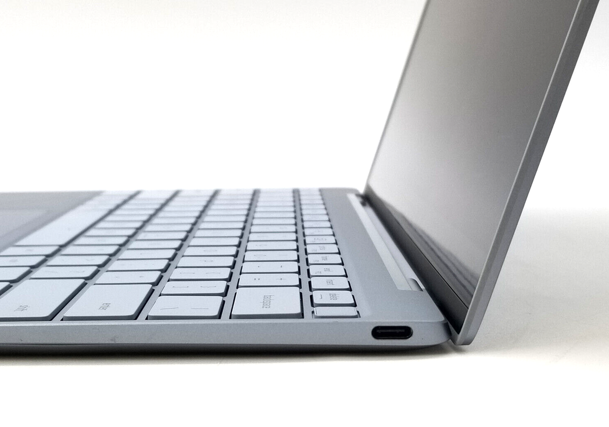Dell XPS 9315 Laptop PC 13.5'' Intel i5-12th Gen 8GB Ram 256 SSD