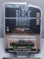 Greenlight Chase Black Bandit 1982 Chevrolet K20 Scottsdale (NG59)