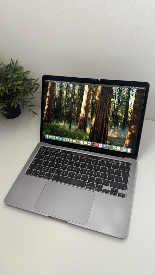 Apple MacBook Pro 13" 2020 · i7 · 32GB · 500GB, photo 1 of 5