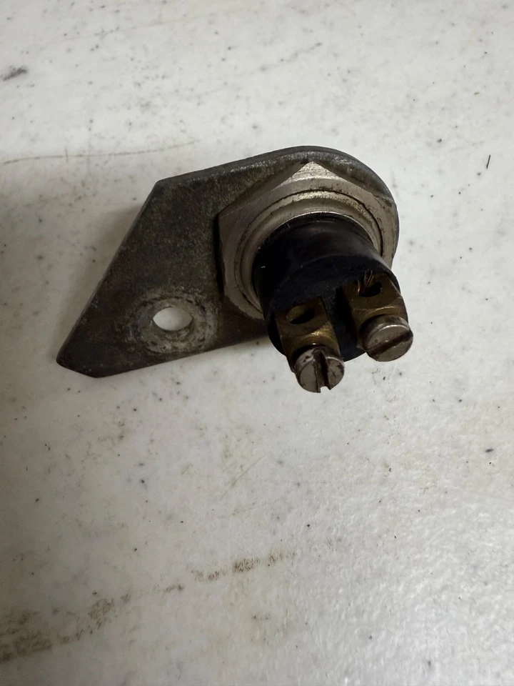 Botón de arranque Moto Guzzi Eldorado Ambassador Foto 2 de 2